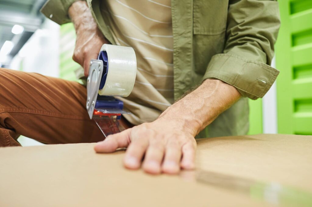 How to Declutter Before a Move 2