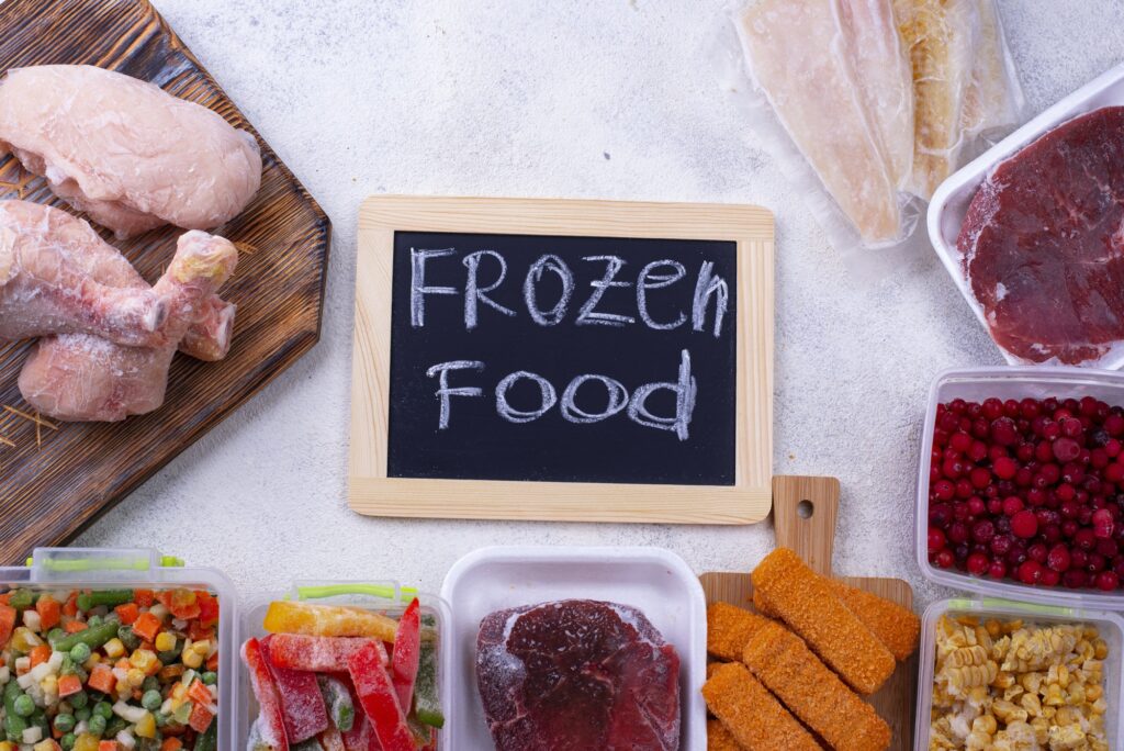 How Do You Keep Frozen Food Frozen While Traveling? 1