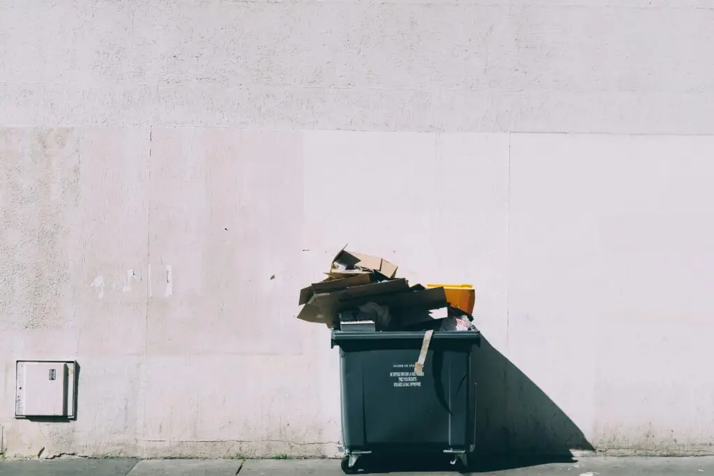 How to Declutter Before a Move 4